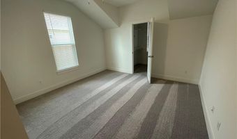 6206 SW Luna Ln, Bentonville, AR 72713