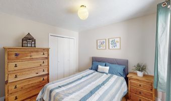 1613 Morningside Dr NE, Albuquerque, NM 87110