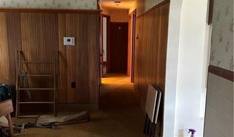 12 Oakland Ave, Johnston, RI 02919
