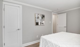 1708 NEWTON St NW 104, Washington, DC 20010