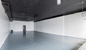 107 W Broadway, Andrews, TX 79714