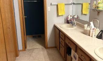 3342 Aspen Ave, Brookings, SD 57006