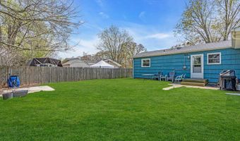 21 Dockage Rd, Bayville, NJ 08721