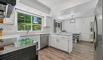 903 BROOK St, Accokeek, MD 20607