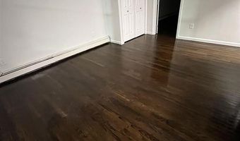 55 E 21ST St, Bayonne, NJ 07002