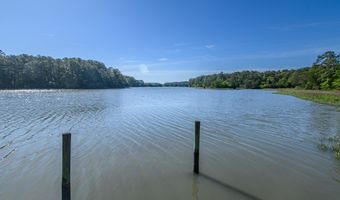 24324 ADAMS HILL Dr, Accomac, VA 23301