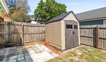 95 W 13TH St, Atlantic Beach, FL 32233