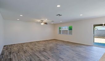 536 N CHERI LYNN Dr, Chandler, AZ 85225
