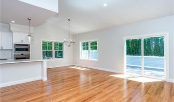 13 Hampton Rd 21, Coventry, RI 02816