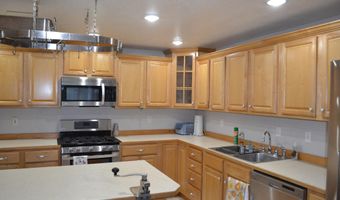 33202 E St Highway 14, Ava, MO 65608