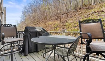 68 Stetson Pl 68, Danbury, CT 06811