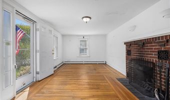 131 Blackamore Ave, Cranston, RI 02910