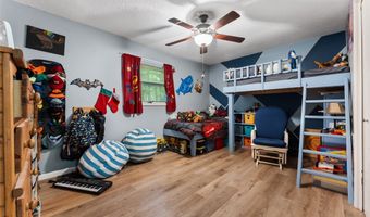 2 Blenheim Ln, Bella Vista, AR 72715
