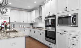 28 VANDIVER Ct, Acworth, GA 30101