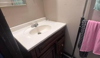 912 Brevard Dr, Indianapolis, IN 46217
