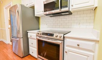 211 Stonecrest Ct, Athens, GA 30605