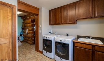 21 Jim Parrent Ln, Big Timber, MT 59011