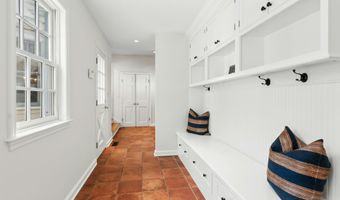 39 Leeuwarden Rd, Darien, CT 06820