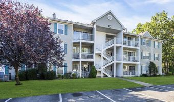 66 Iroquois Dr 24, Absecon, NJ 08201