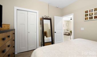 106 Thistle Field Dr, Asheville, NC 28806