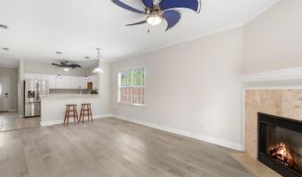 66 W 14TH St, Atlantic Beach, FL 32233