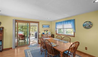 26 Lloyd Dr, Coventry, RI 02816