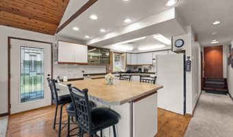 71690 NORTHSHORE Dr, Birkenfeld, OR 97016