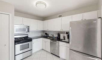 5225 POOKS HILL Rd 1819N, Bethesda, MD 20814