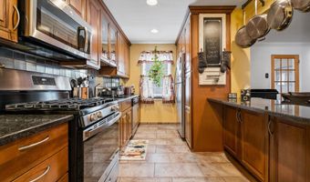 12 EGAN Ct, Bayonne, NJ 07002