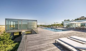 55 Dunes Ln, Amagansett, NY 11930