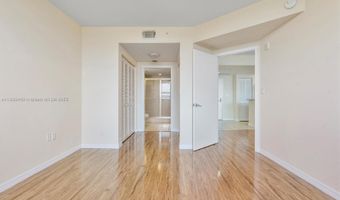 19501 W Country Club Dr 912, Aventura, FL 33180