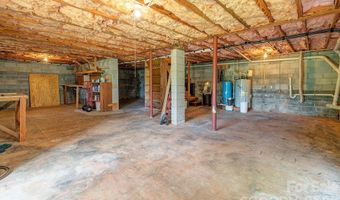 14 High Valley Estates Dr, Alexander, NC 28701