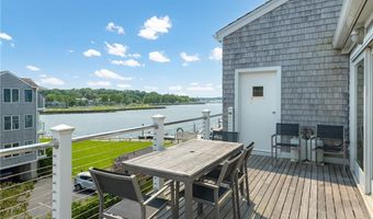 31 Coddington Wharf 24, Newport, RI 02840