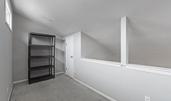 393 Mohegan Cir 393, Andover, NJ 07848