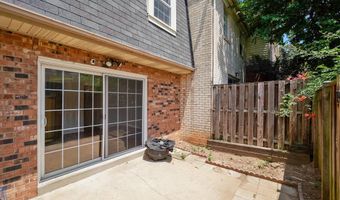 838 COLLEGE Pkwy 11-838, Rockville, MD 20850
