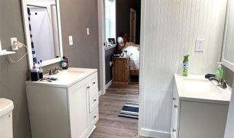 120 N 10th Ave, Teague, TX 75860