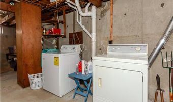 19 Longue Vue Ave, North Providence, RI 02904