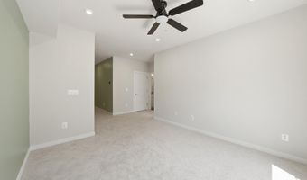 43732 TRANSIT Sq, Ashburn, VA 20147