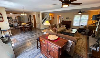 154 Upper Notch Rd, Albrightsville, PA 18210