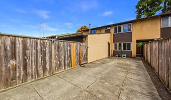 4550 Valley W Blvd, Arcata, CA 95521