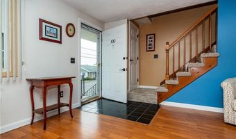 100 Scenery Ln, Johnston, RI 02919