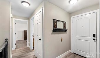 8809 W Canterbury St, Boise, ID 83704