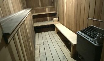 199 Main St, Belfast, ME 04915