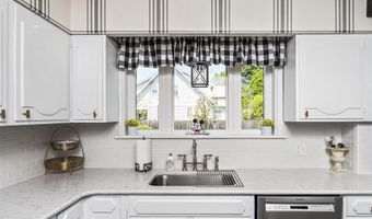 71 Melrose Ave, Albany, NY 12203