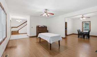 10804 E State Road 58, Bloomfield, IN 47424