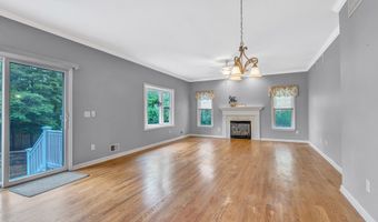 525 Barnegat Blvd, Beachwood, NJ 08722
