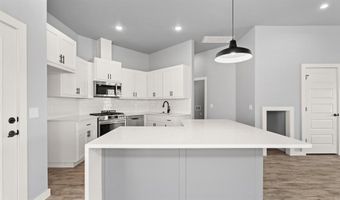 312 W 3rd St, Arcadia, OK 73007