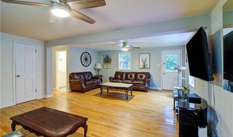 231 Shady Valley Rd, Coventry, RI 02816