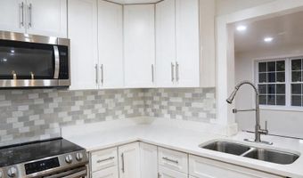 180 Back River Rd, Bedford, NH 03110