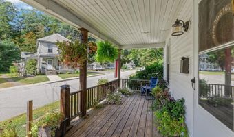 58-60 Frost Pl, Brattleboro, VT 05301